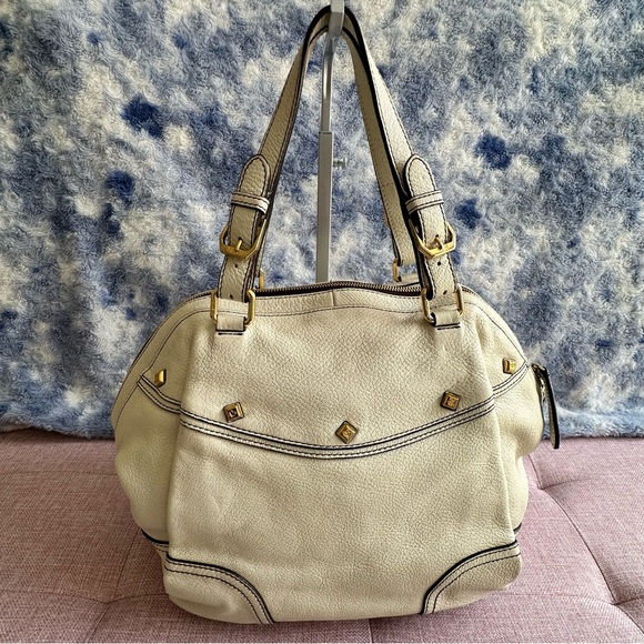 Authentic MCM Elegant Cream Leather Handbag with COA - Picture 2 of 12